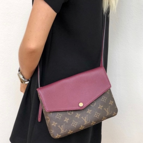 ISO Louis Vuitton twinset / twice pochette - Picture 2 of 4